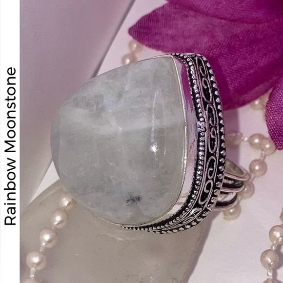 RADIANT! Rainbow Moonstone Gemstone Chunky Handmade Ring - Picture 5 of 7